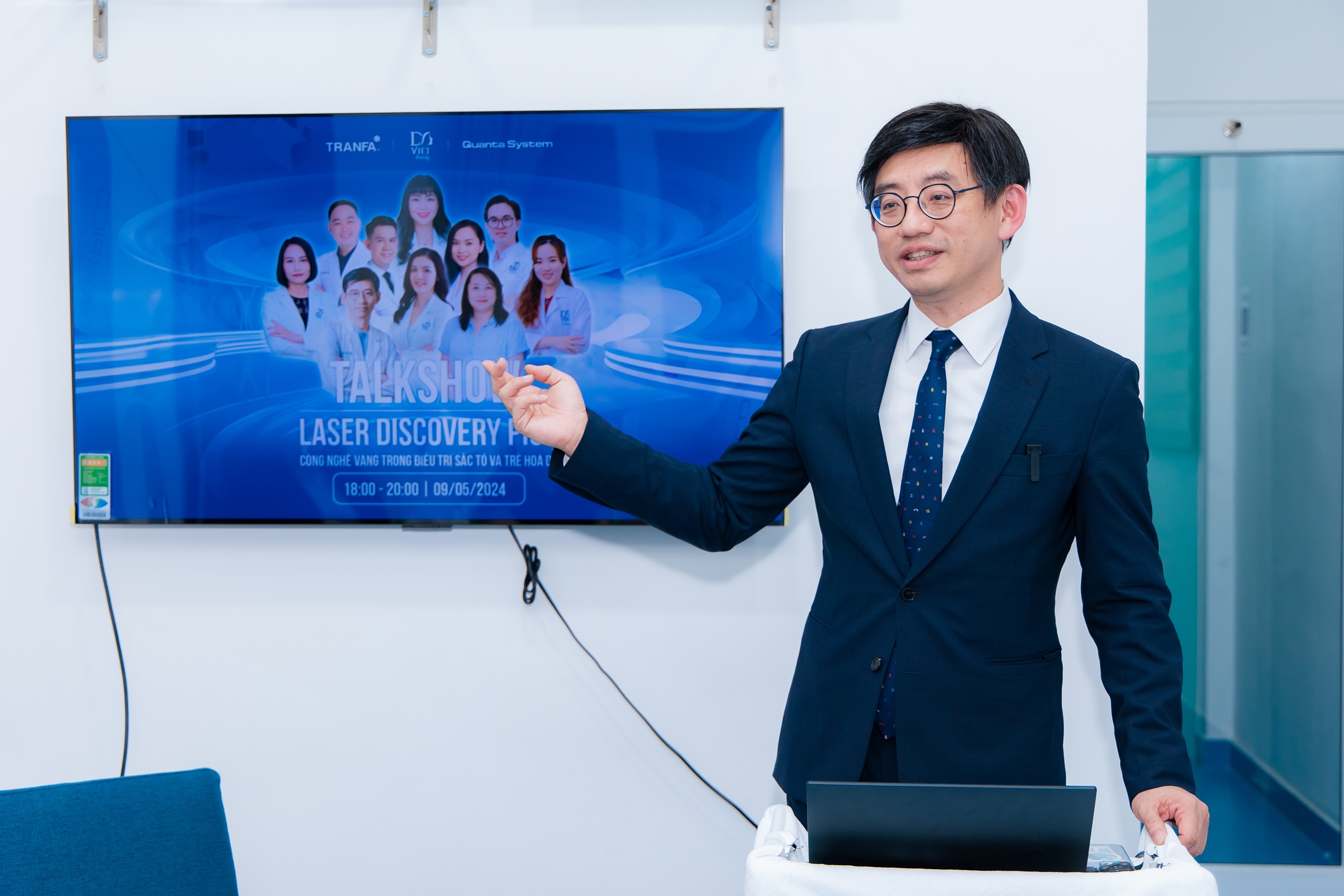 TALKSHOW VỀ CÔNG NGHỆ LASER DISCOVERY PICO